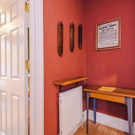 Stylish Retro Retreat By 53 Degrees In 4 Bed