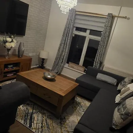 بيت للعطل Casa Havilah - Contractor House Sleeps 4 Parking