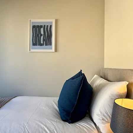 Sanctuary - 3br House With Private Parking * מנצ'סטר