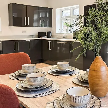 Luxury Entire | Near Centre