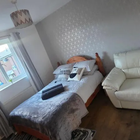 Casa Havilah - Contractor House Sleeps 4 Parking