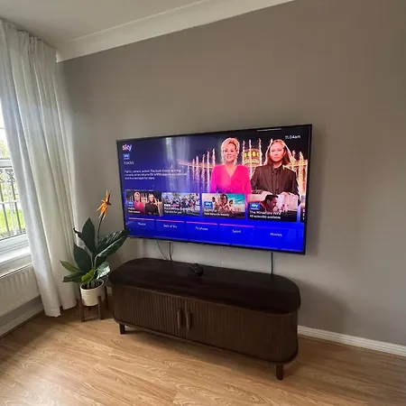 Ferienhaus Stretford 4 Bed Townhouse M32 *