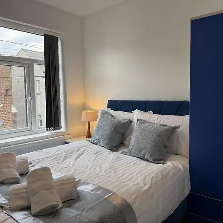 Ashfield Ii Co-living - Private Self-cater Penzion *