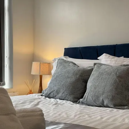 Ashfield Ii Co-living - Private Self-cater Penzion