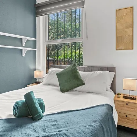 Winsick Residences Fallowfield Up To 11 Guests בית נופש מנצ'סטר