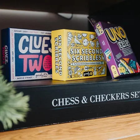 بيت للعطل Stunning 3bd - Pool Table - Salford Centre *