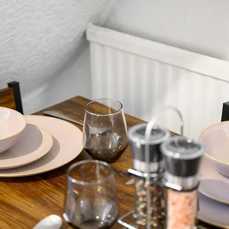 Stylish 2 Bed House In بيت للعطل