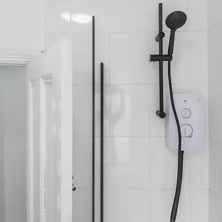 Winsick Residences Fallowfield Up To 11 Guests בית נופש מנצ'סטר