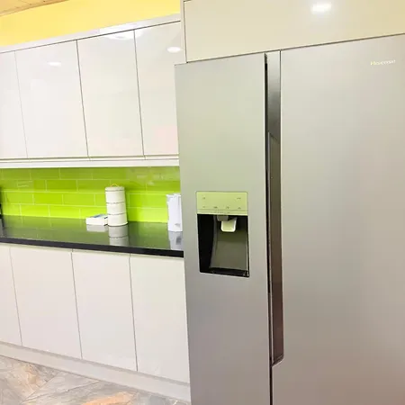 Bright Home, Modern & Spacious * مانشستر