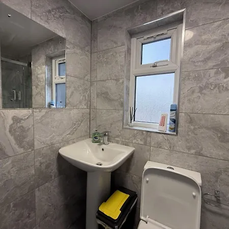 Penzion Ashfield Ii Co-living - Private Self-cater