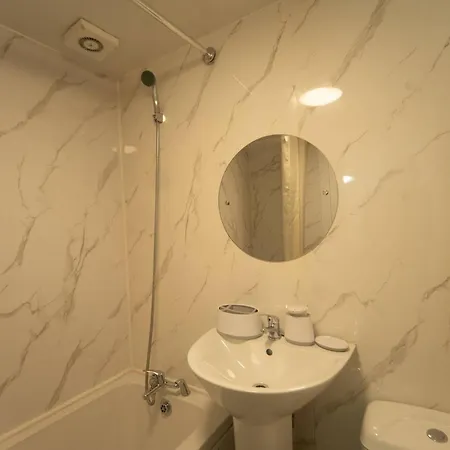 بيت للعطل Stylish 2bdr 10m To Centre Free Parking مانشستر