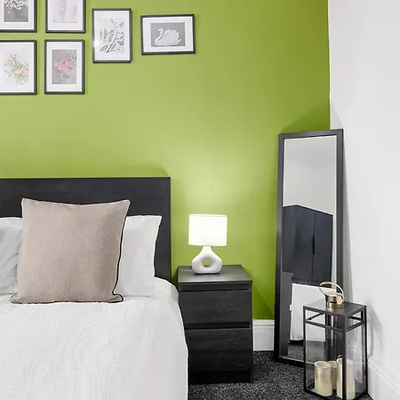 Stylish 2 Bed House In Dom wakacyjny Manchester