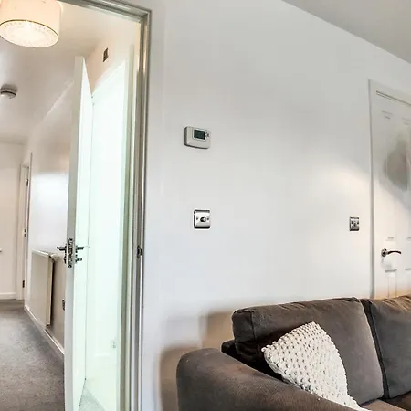 بيت للعطل Stylish In Vibrant Salford,
