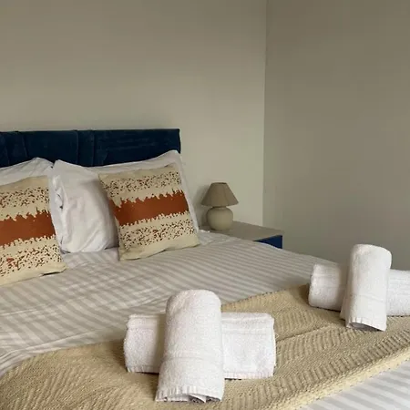 Ashfield Ii Co-living - Private Self-cater *