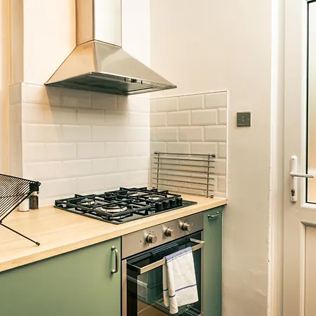Arena House 3bd With Games Walk To Coop Eithad בית נופש *