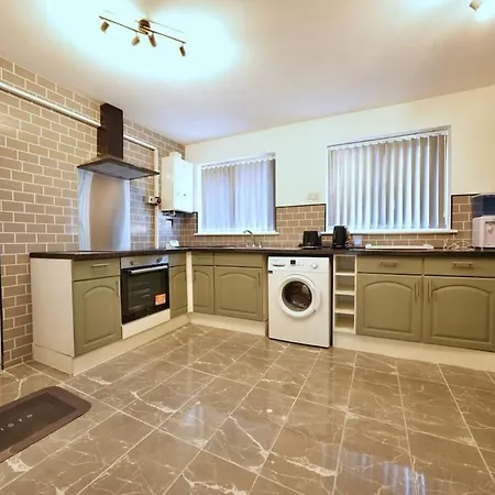 3 Bedroom In بيت للعطل مانشستر