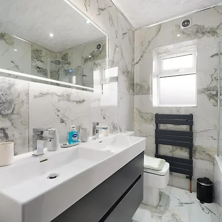 Stylish With Free Parking And Easy Access Σπίτι διακοπών Μάντσεστερ
