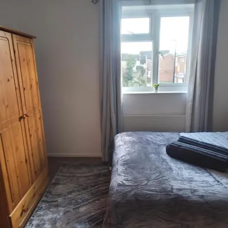 Casa Havilah - Contractor House Sleeps 4 Parking
