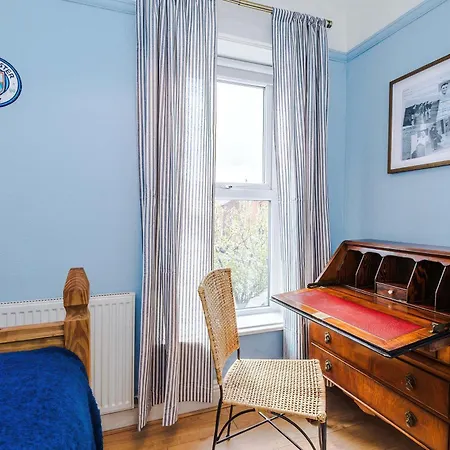 Prázdninový dům Stylish Retro Retreat By 53 Degrees In 4 Bed *