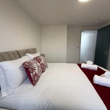 Ashfield Ii Co-living - Private Self-cater *