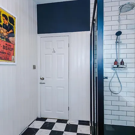 Stylish Retro Retreat By 53 Degrees In 4 Bed