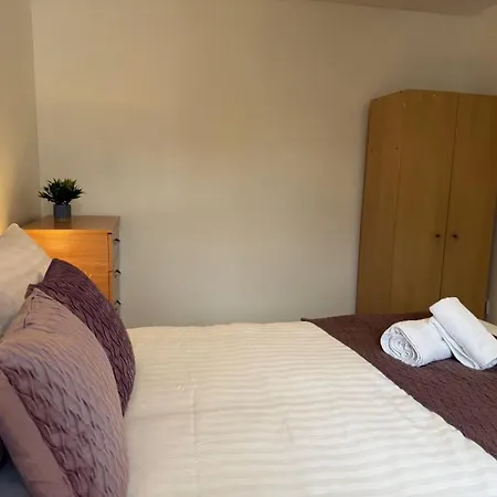 Ashfield Ii Co-living - Private Self-cater *