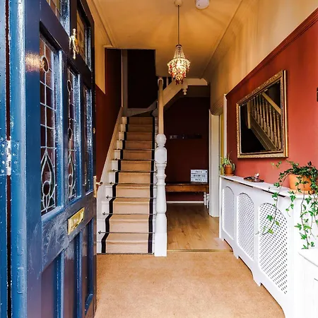 Stylish Retro Retreat By 53 Degrees In 4 Bed Manchester