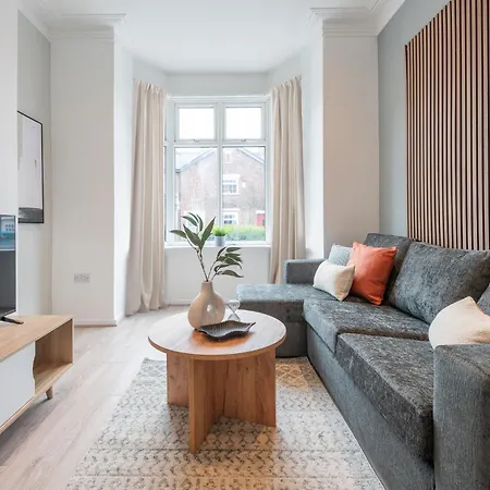 Dom wakacyjny Stylish Comfort Retreat - Salford - Sleeps 8 Manchester