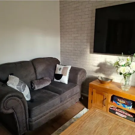 بيت للعطل Casa Havilah - Contractor House Sleeps 4 Parking *
