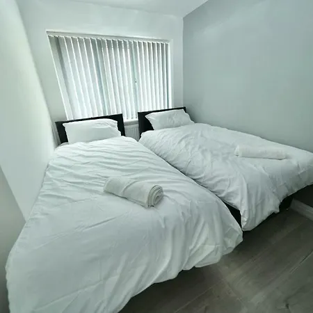 بيت للعطل 3 Bedroom In *
