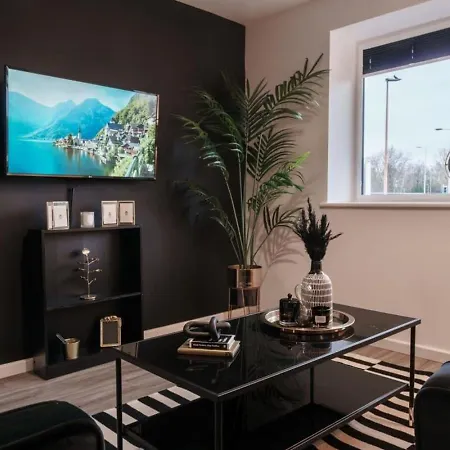 2 Bed With Wifi - Sleeps 4 * Manchester