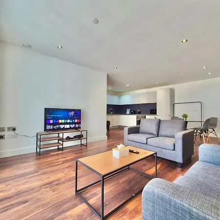 Apartment Modern Near Oxford Road, Centre