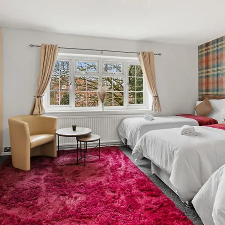 Modern 4 Bedroom House For 9 Guests With Free Parking By The Cosy Corner Nationwide Apartman Manchester