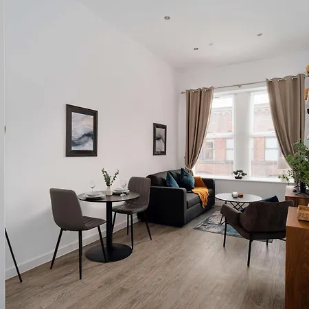 Spacious & Modern 1bed Nr Etihad Stadium * مانشستر