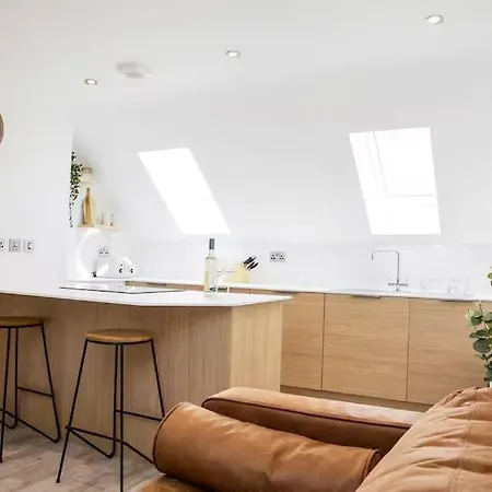 Heatons Retreat - Modern One Bedroom شقة مانشستر