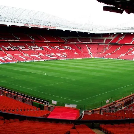 Sleeps 4, Free Parking, Close To Old Trafford * Manchester