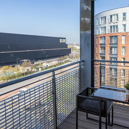 شقة Manchester 2Bed - Co-Op Live Etihad Views - Pass The Keys مانشستر