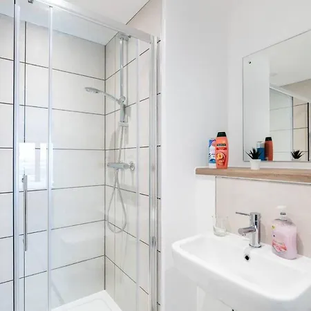 Luxurious Spacious 2 Bed Manchester