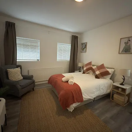 Apartmán Sleeps 4, Free Parking, Close To Old Trafford Manchester