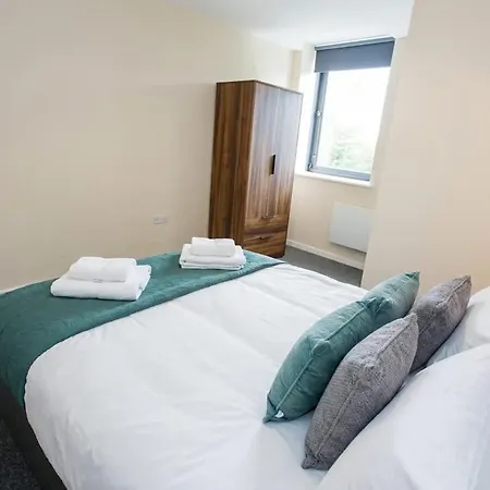 Contemporary 2 Bed In W Wifi Apartmán