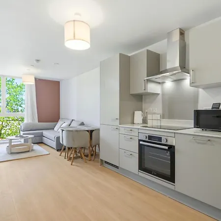 Trafford Garden Retreat With Free Car Park Apartamento *