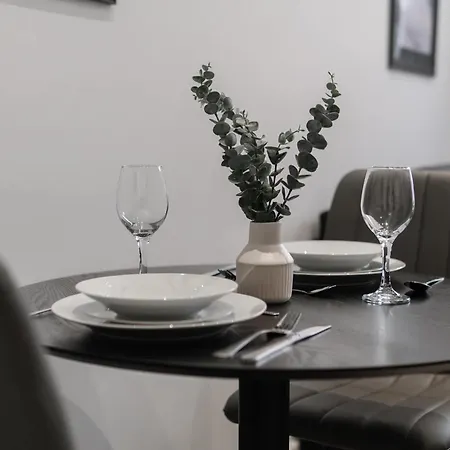 شقة Spacious & Modern 1bed Nr Etihad Stadium