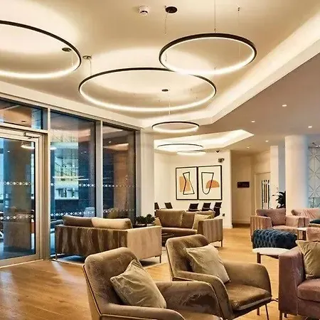 Sleek Modern In The Heart Of Salford
