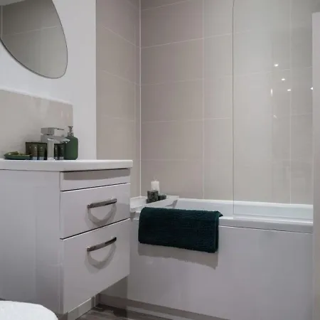 2 Bed With Wifi - Sleeps 4 Apartamento *