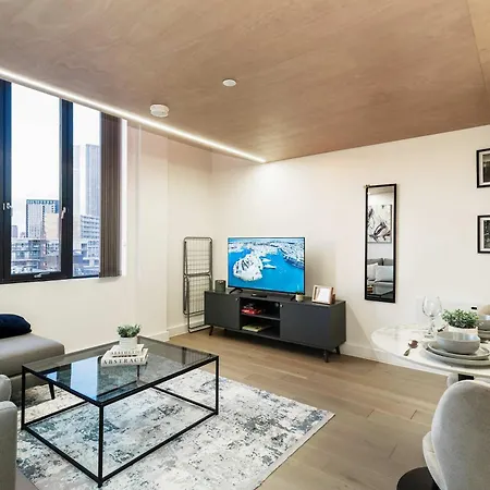 Διαμέρισμα Stunning 2 Bed W Views *