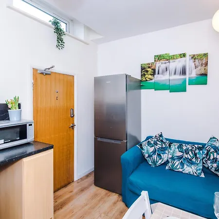 شقة The Pendleton, Salford, 3-bed Apartment, Free Parking, 3 Mins To By Kammili *
