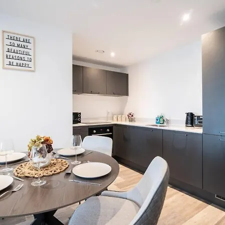 شقة Stylish Two Bedroom Two Bathroom مانشستر