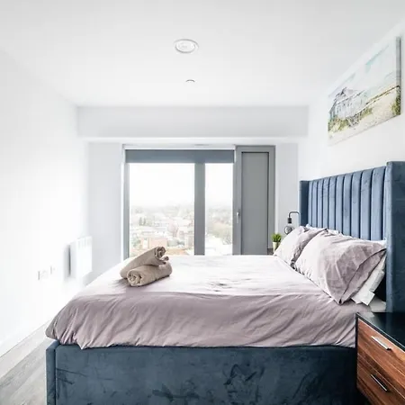 Stylish Luxurious Modern Apartament