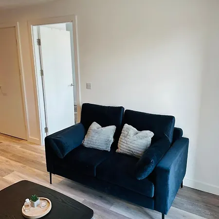 Stylish Modern 1-bed مانشستر