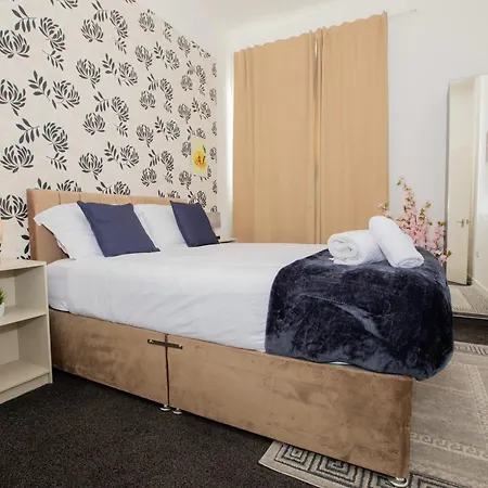 Modern 2br Free Parking Access Apartamento Manchester